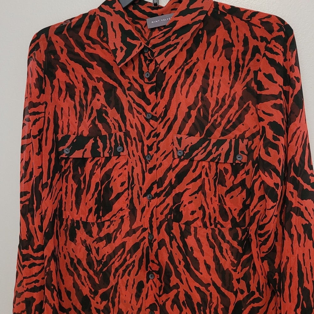 Mint Velvet Red Animal Print Blouse - Picture 2 of 7